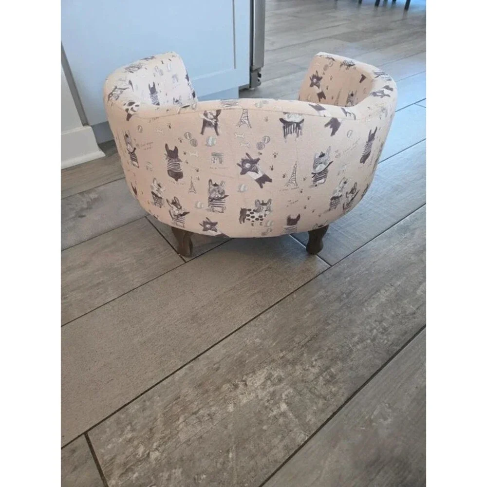 Dog couch tan/ cream /gray with wooden legs